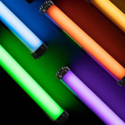 Kompakt LED magnet lysbjælke med farvet lys og indbygget batteri