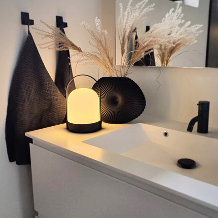 2 stk. hyggelige og praktiske LED Bordlamper